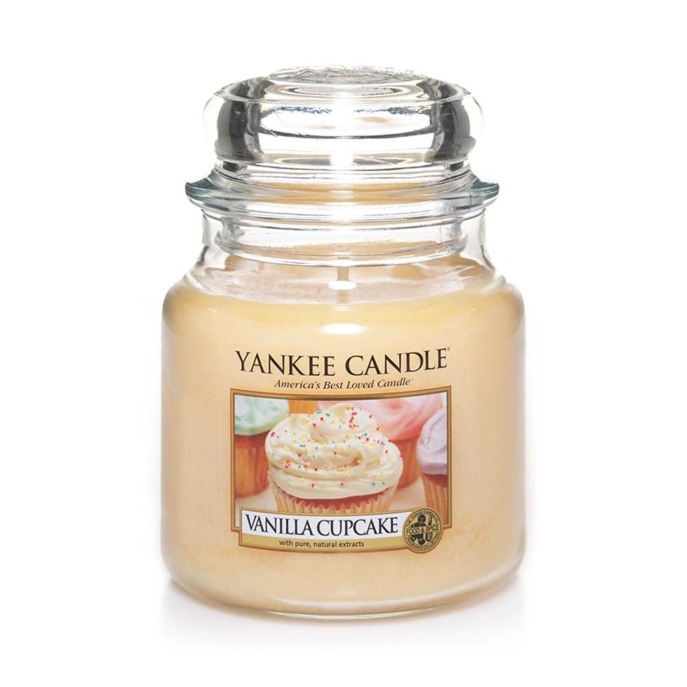 Yankee Candle Classic Medium Vanilla Cupcake